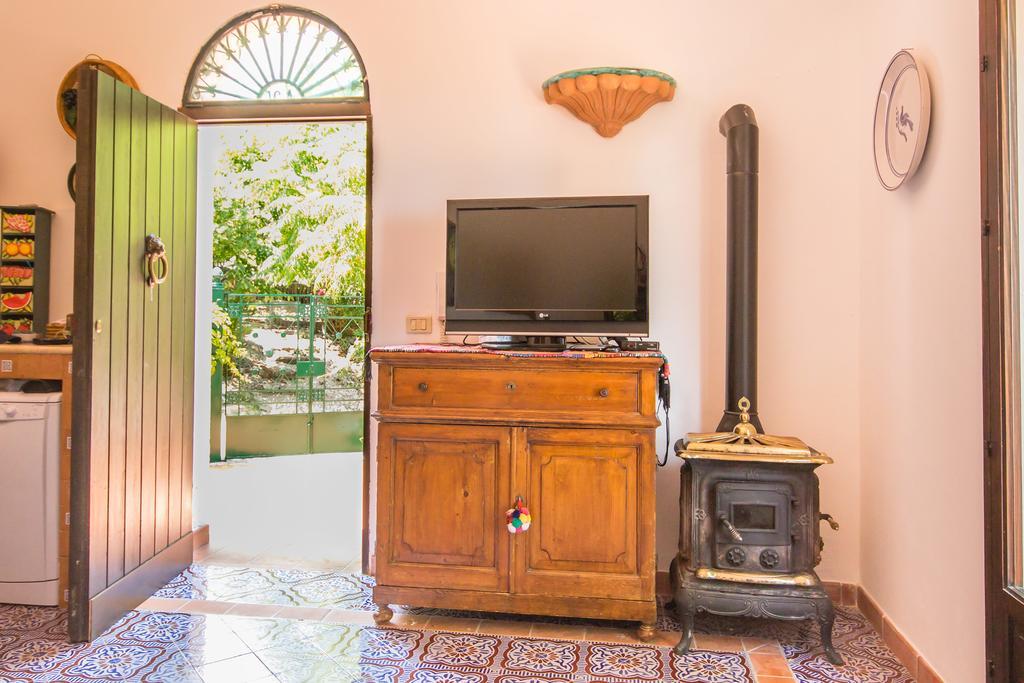 Villa Adamo Scopello  Oda fotoğraf
